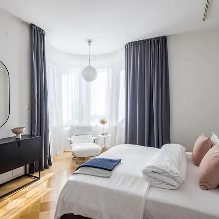 Historic Elegant Διαμέρισμα *