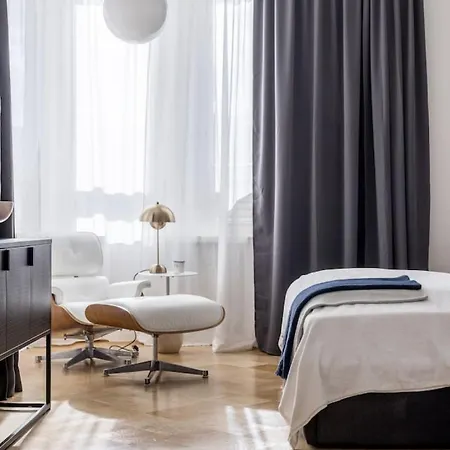 Apartament Historic Elegant *
