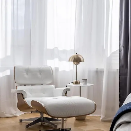 Historic Elegant Apartament