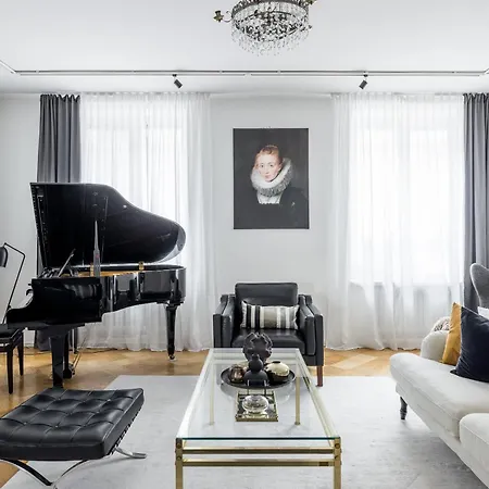 Apartament Historic Elegant *