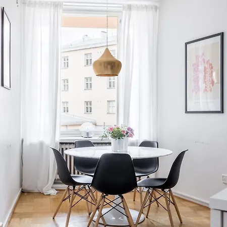 Historic Elegant Apartament Helsinki