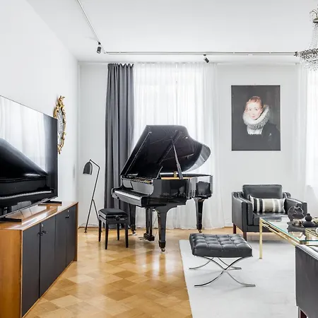 Apartament Historic Elegant *