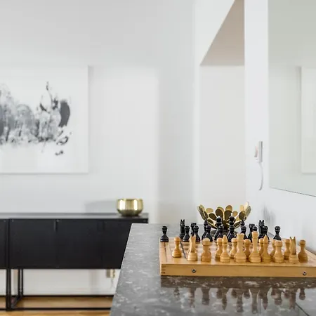 Apartament Historic Elegant