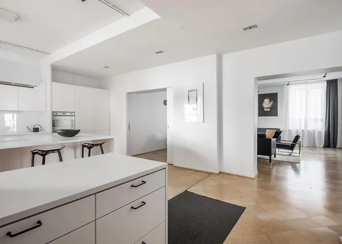 公寓 Historic Elegant 赫尔辛基